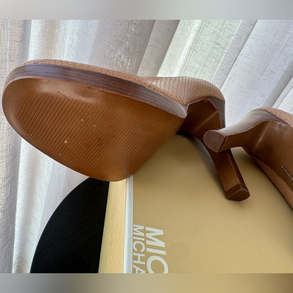 Michael Kors Raceway Platform Pump 7 - Picture 5 of 5